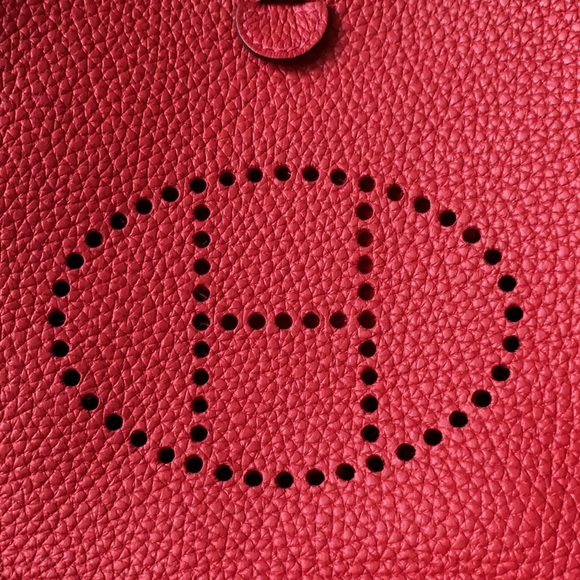 A112- 💯 % authentic Hermès 16 Amazone Bag ( Mini Evelyn) - Picture 2 of 14